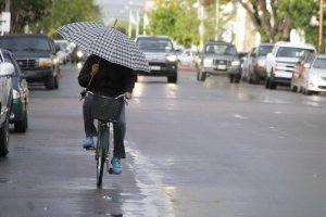 Un alivio: la lluvia acumula 22 milímetros y se queda hasta el atardecer