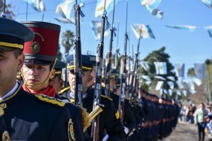 Pueblo Belgrano reedita el Festejo Popular del Día de la Bandera