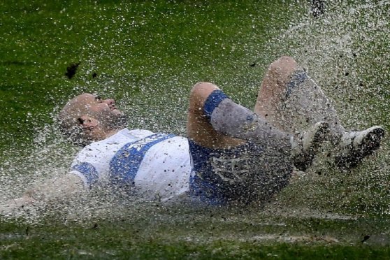 La lluvia obligó a suspender las semifinales de la Copa Ciudad
