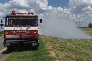 Los Bomberos arrancaron el año combatiendo un incendio de campo