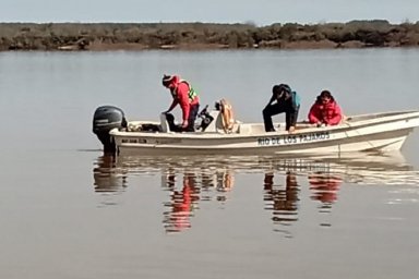 Prosiguen los monitoreos ambientales de CARU en el río Uruguay