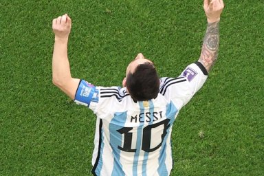 Lionel Messi va por el récord de Gabriel Batistuta en la Selección