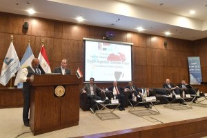 Buscan ampliar el comercio con Egipto y las inversiones en la Región Centro