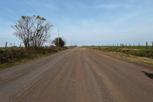 Vecinos de El Potrero compraron brosa para que mejoren las calles de la Colonia