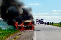 Un vehículo se incendió mientras circulaba por ruta 14 cerca de Colonia Elías