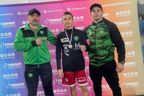 Ayrton Araujo se coronó Campeón del Nacional Juvenil de Boxeo