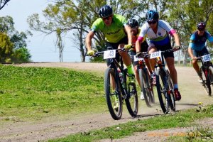 Se corrió el Premio Coronación de Rural Bike del Club Luciano