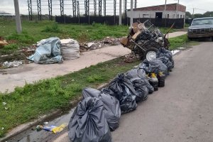 Limpiaron un microbasural de la zona norte