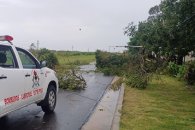 Por la tormenta, Bomberos de Larroque rescataron a una persona de Irazusta