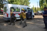 Bomberos entrerrianos tienen jornadas de 12 horas para combatir incendios en Neuquén