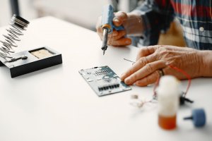 Dictarán un curso sobre Micro Emprendimientos Electrónicos